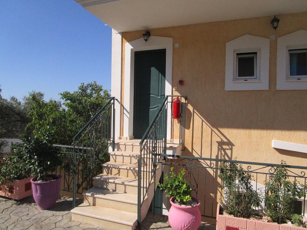 Apsedes Studios Trapezaki  Extérieur photo